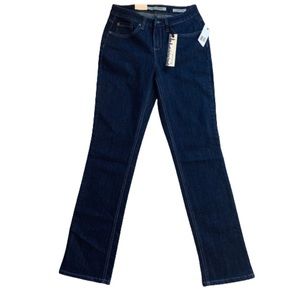 NWT Jones New York Curvy Jeans Size 2!